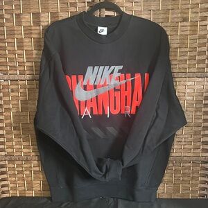 Nike Air Shanghai Crewneck NWT size Small